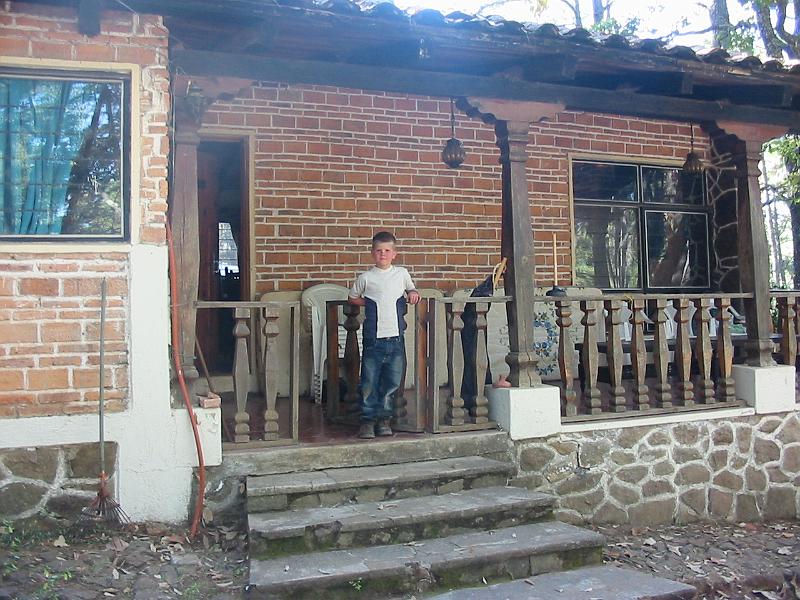 4-43.jpg - We took a vacation at a friends cottage in a little town called Tapalpa.
